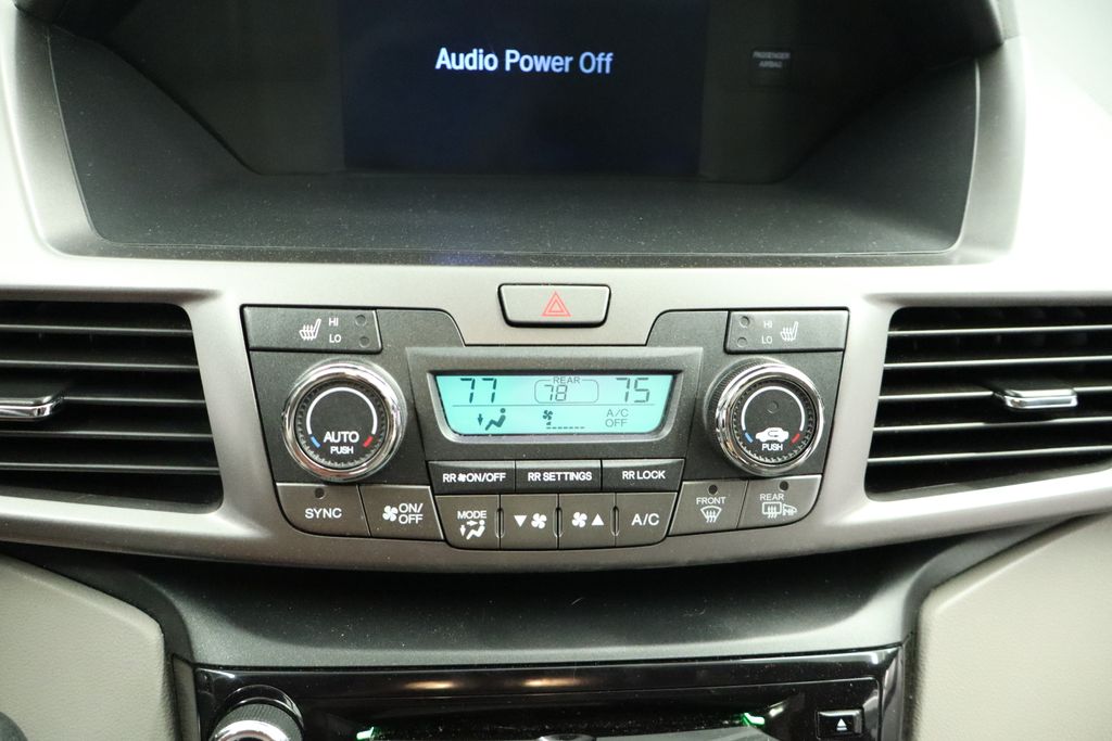 Thumbnail: 2015 Honda Odyssey - 35