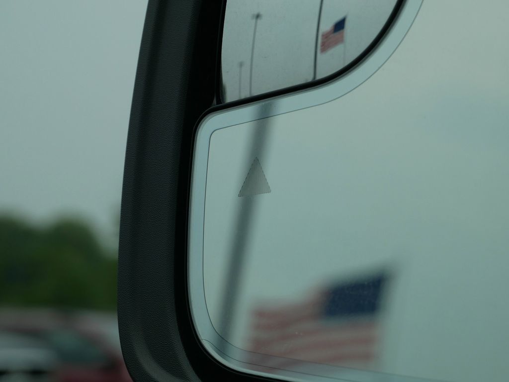 Thumbnail: 2025 RAM 1500 - 23