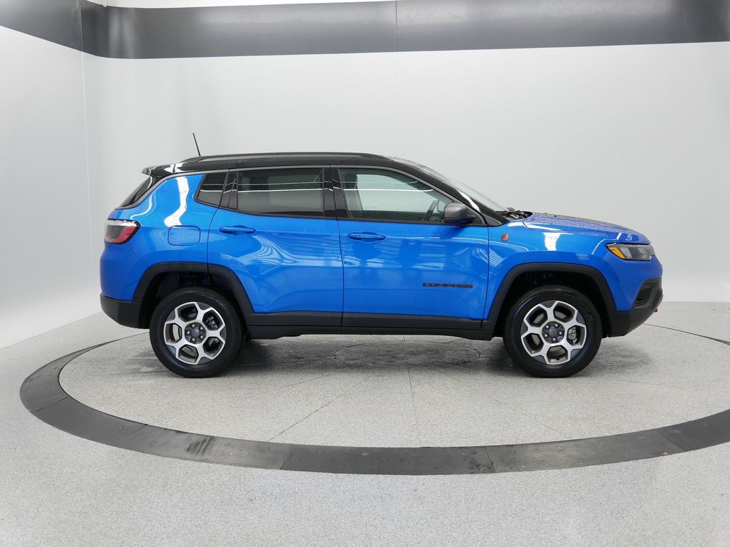 Thumbnail: 2022 Jeep Compass - 46
