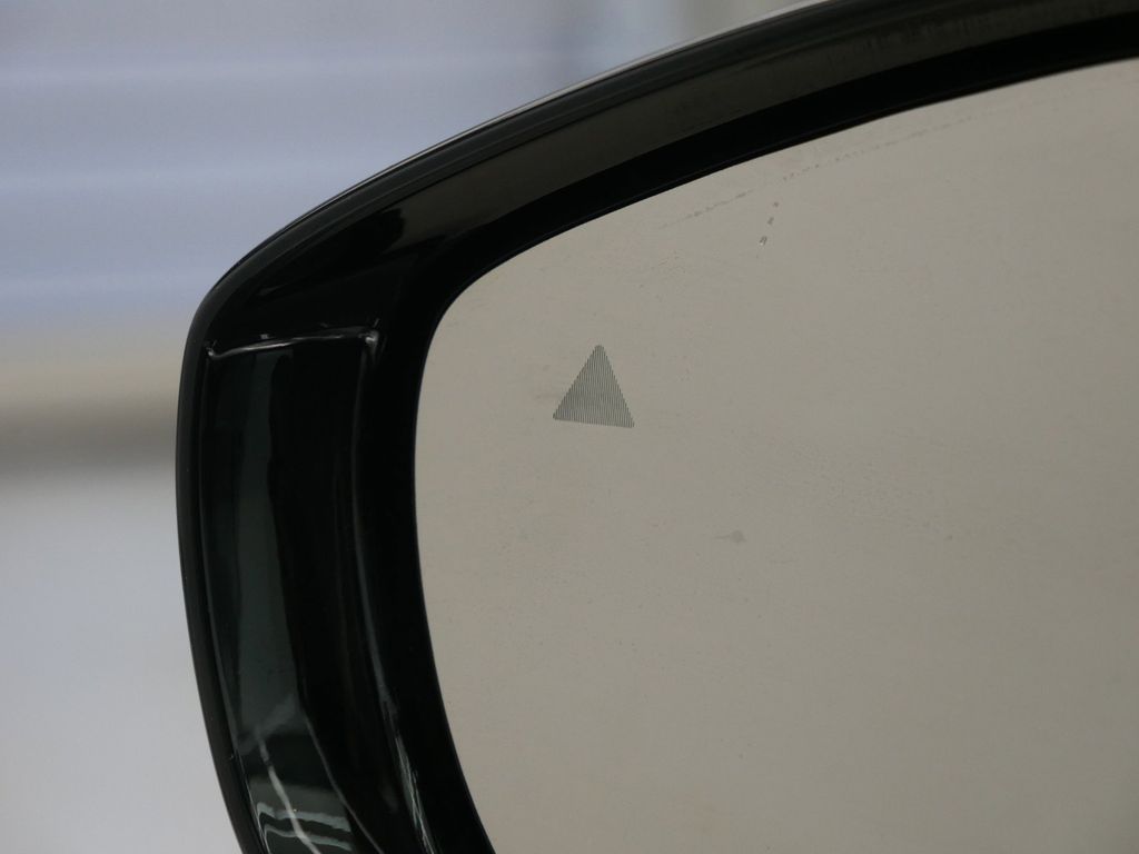 2025 Chrysler Pacifica Hybrid Select 37