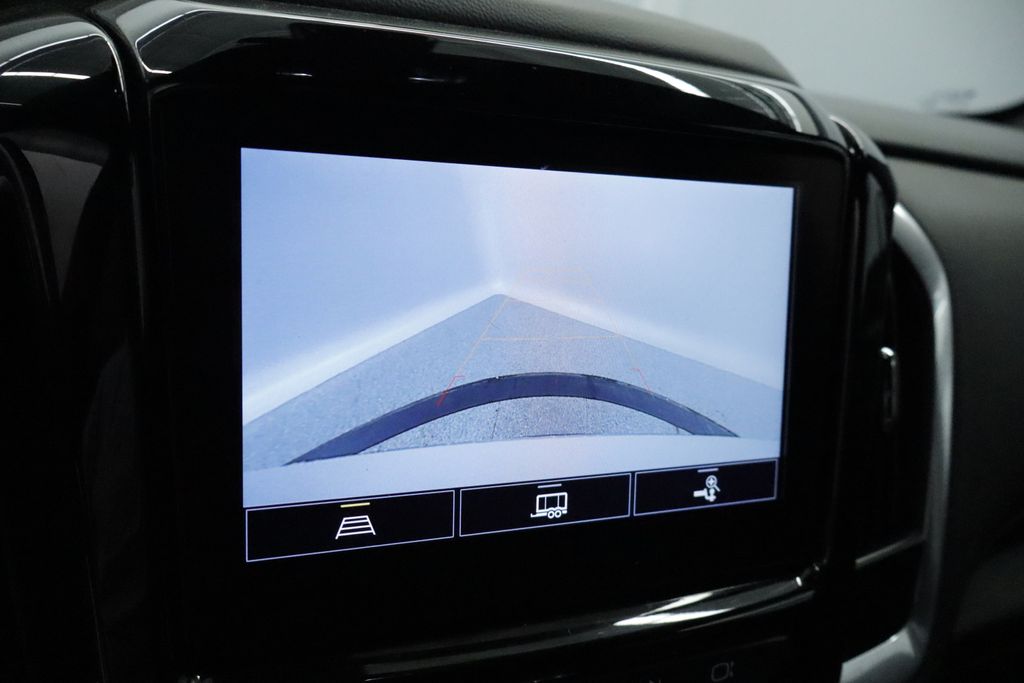 Thumbnail: 2022 Chevrolet Traverse - 34