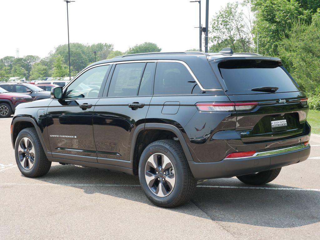 Thumbnail: 2025 Jeep Grand Cherokee - 15