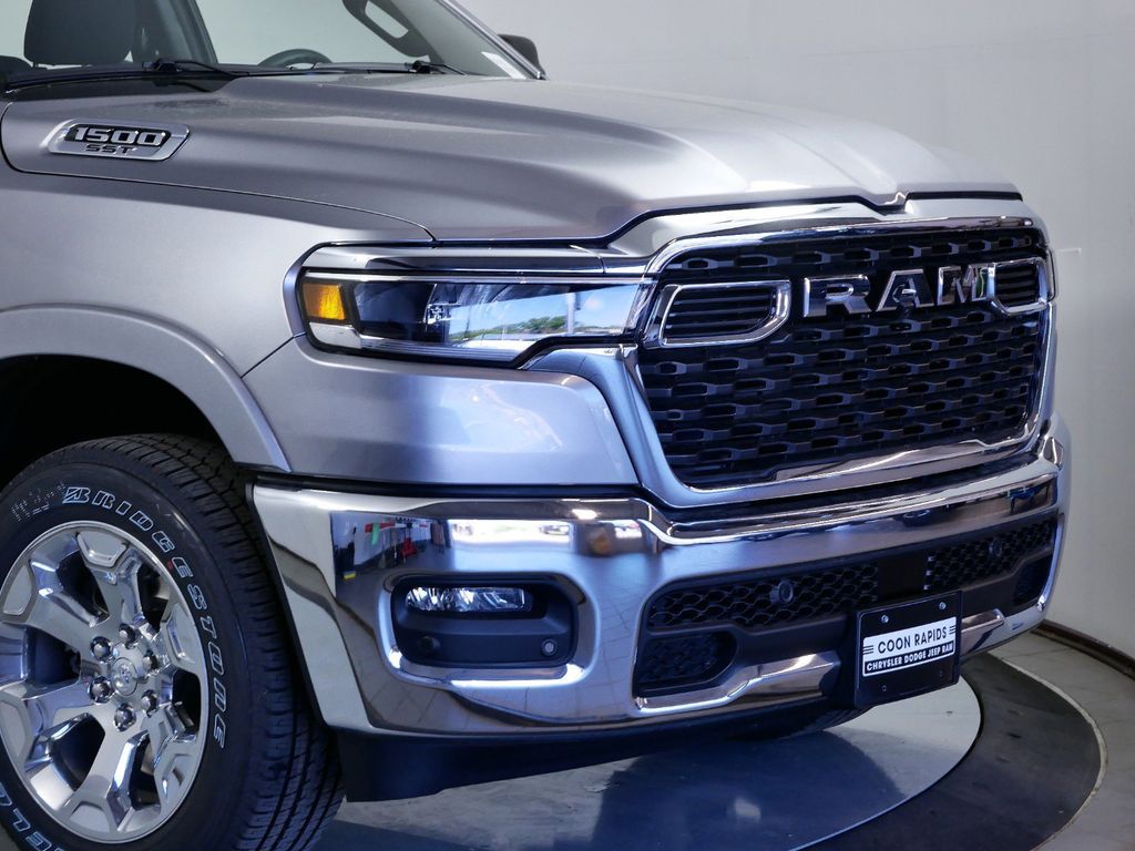 Thumbnail: 2025 RAM 1500 - 3