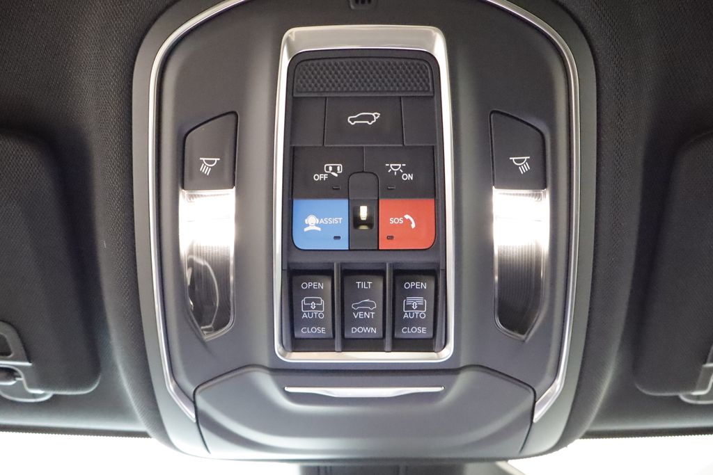 Thumbnail: 2026 Jeep Grand Cherokee L - 27