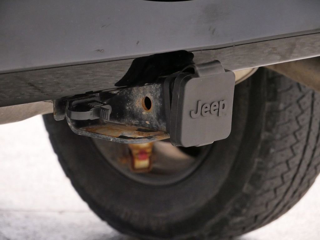 Thumbnail: 2016 Jeep Wrangler - 21