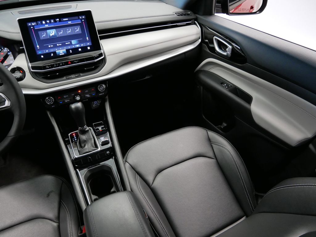 Thumbnail: 2025 Jeep Compass - 16