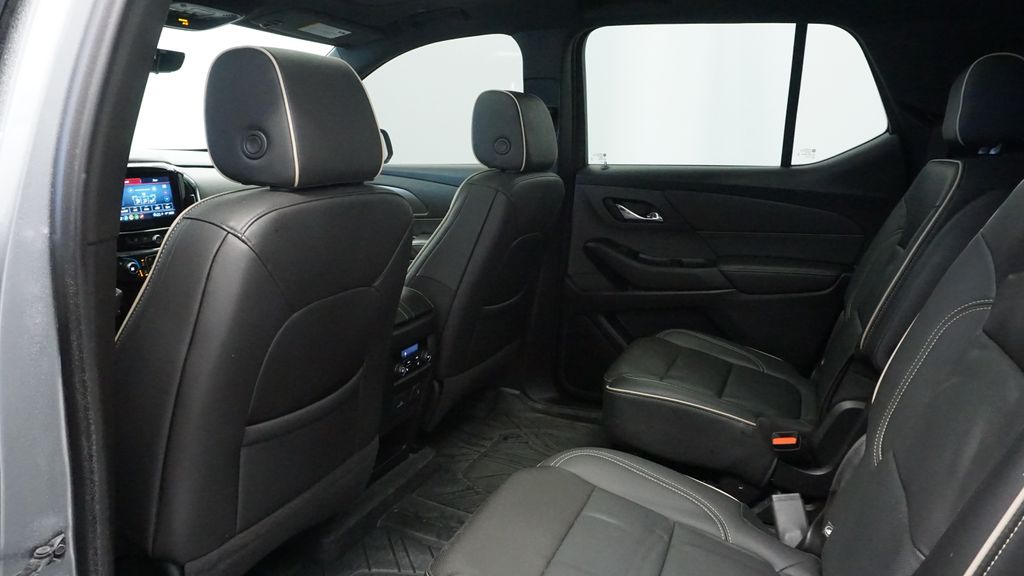 Thumbnail: 2023 Chevrolet Traverse - 21
