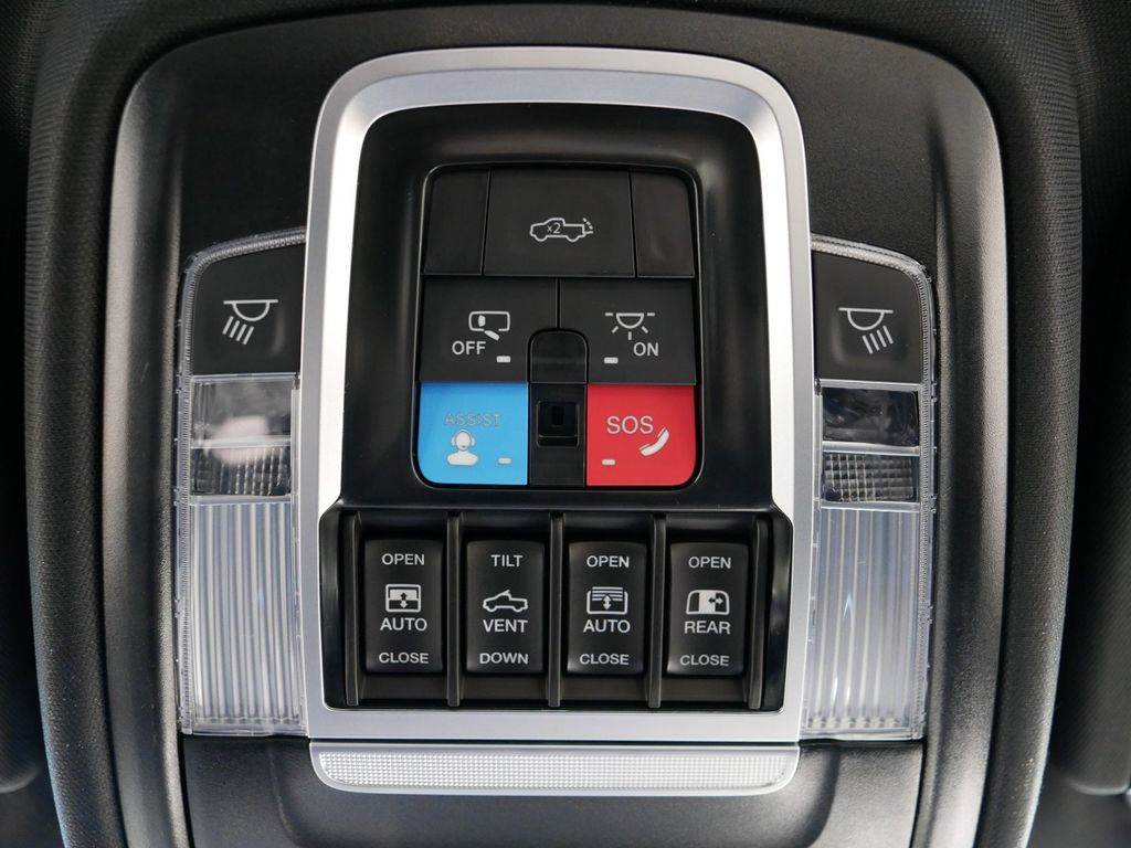 2025 RAM 1500 Laramie 51