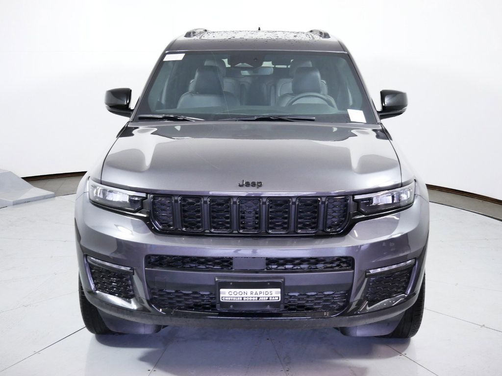 Thumbnail: 2025 Jeep Grand Cherokee L - 16