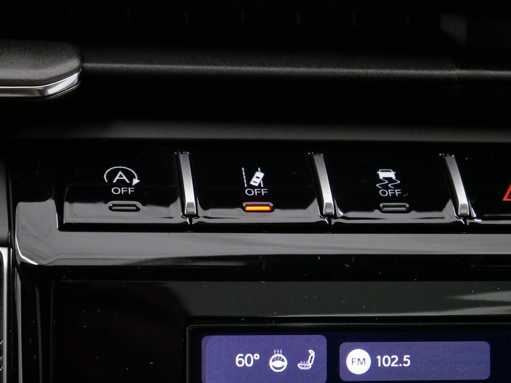 Thumbnail: 2025 Jeep Grand Cherokee L - 42