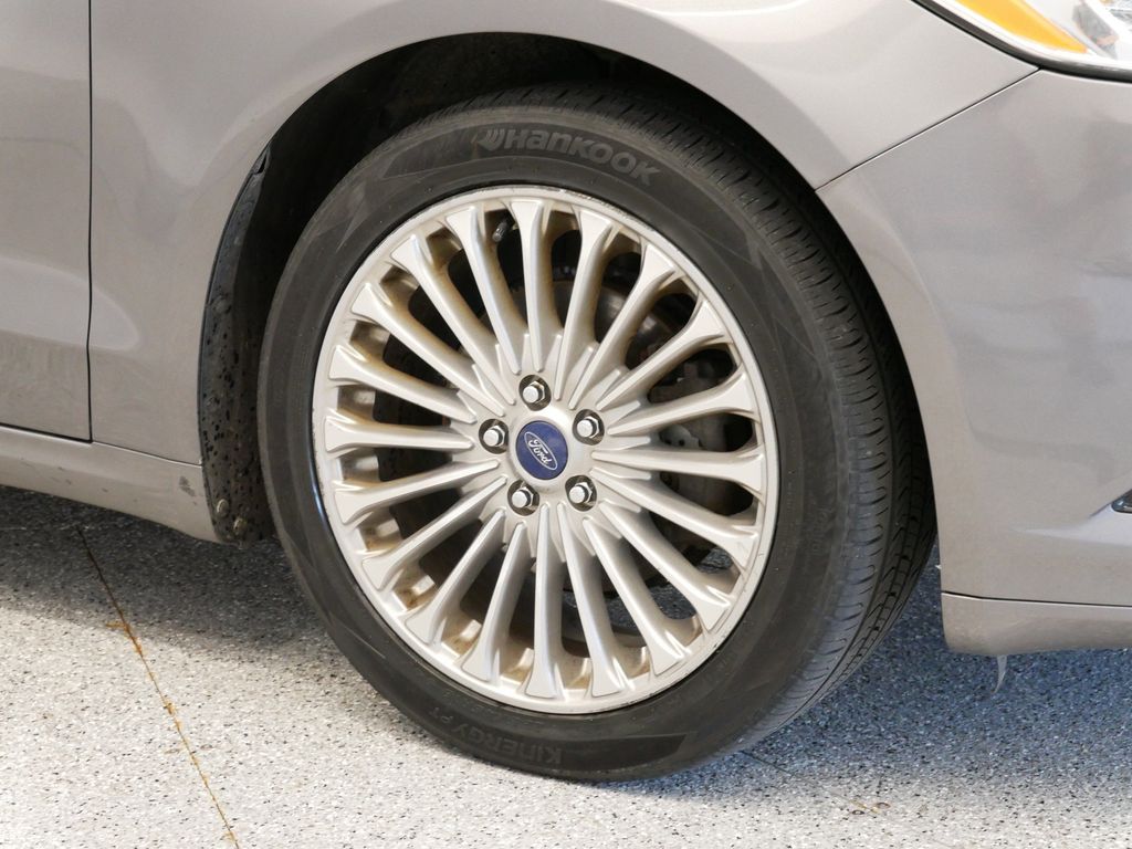 Thumbnail: 2014 Ford Fusion - 45