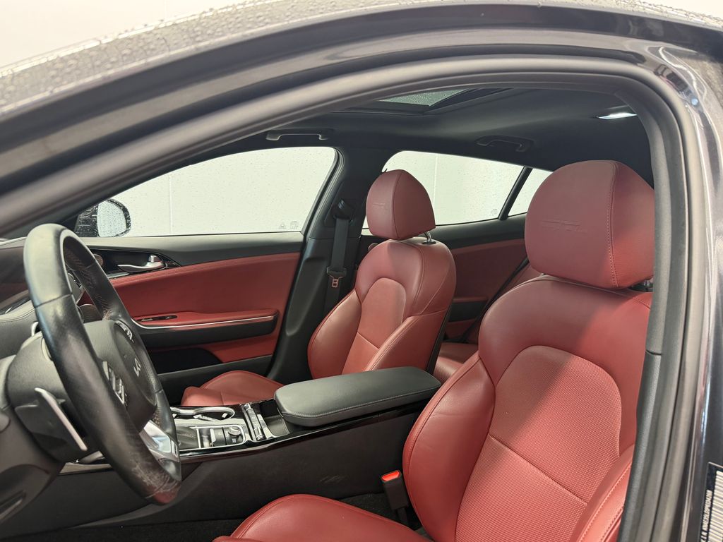 Thumbnail: 2023 Kia Stinger - 22