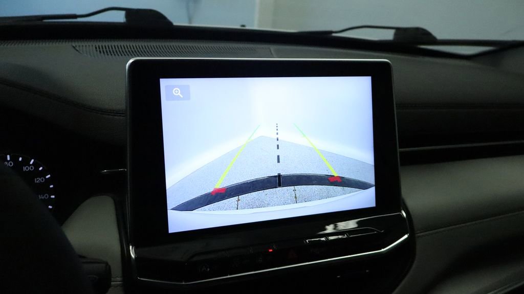 Thumbnail: 2023 Jeep Compass - 39