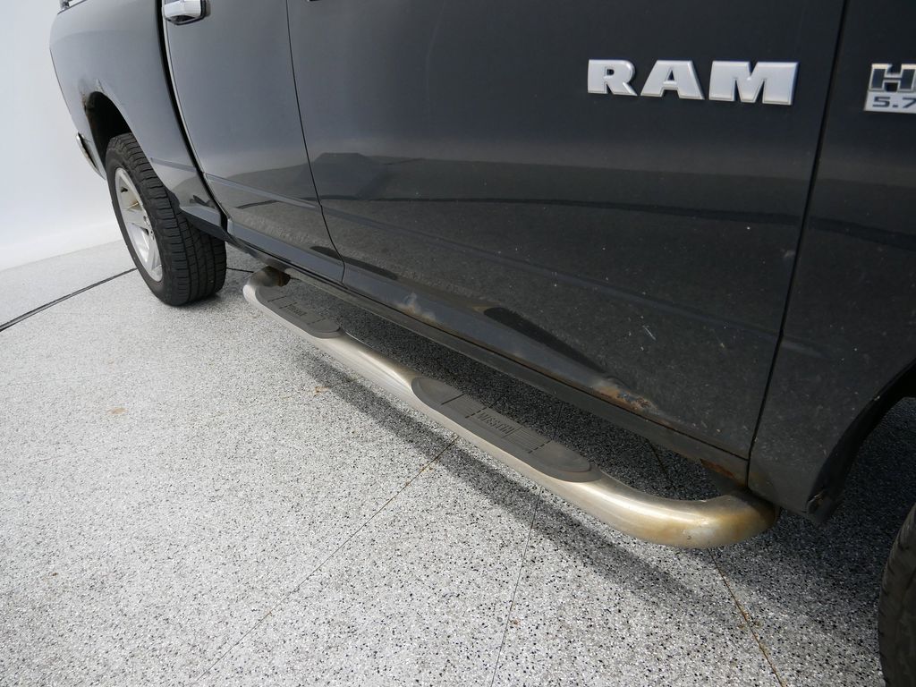 Thumbnail: 2010 RAM 1500 - 19