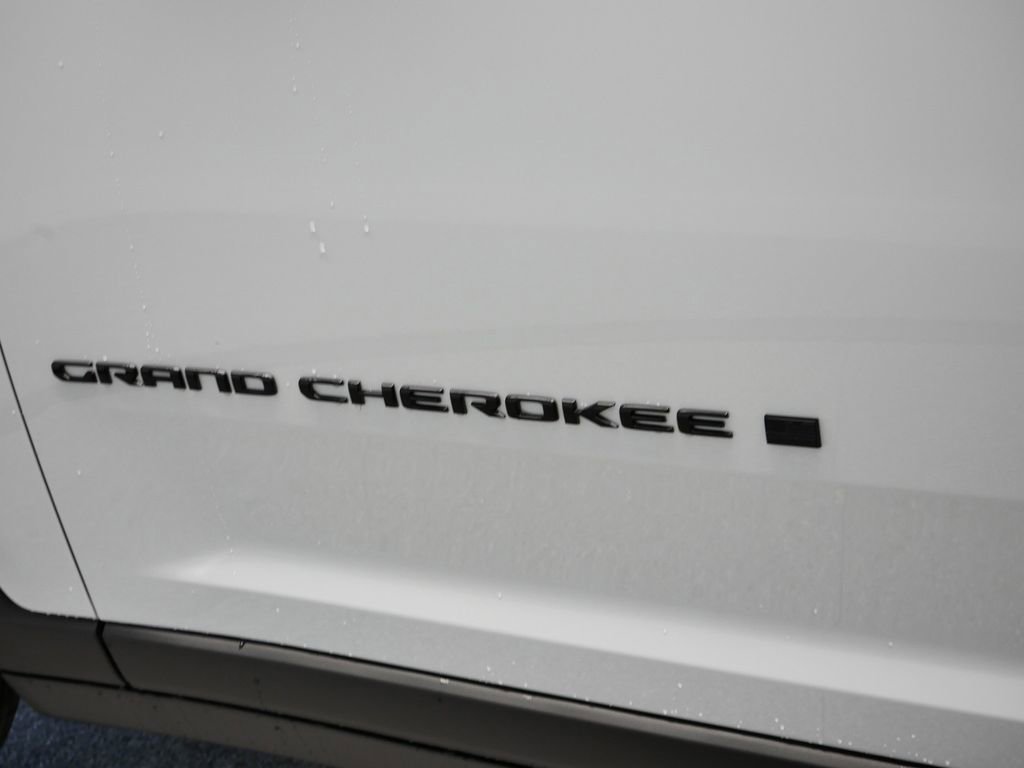 Thumbnail: 2025 Jeep Grand Cherokee L - 19