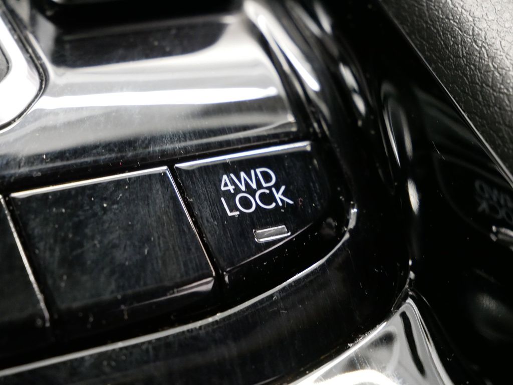 Thumbnail: 2025 Jeep Compass - 40