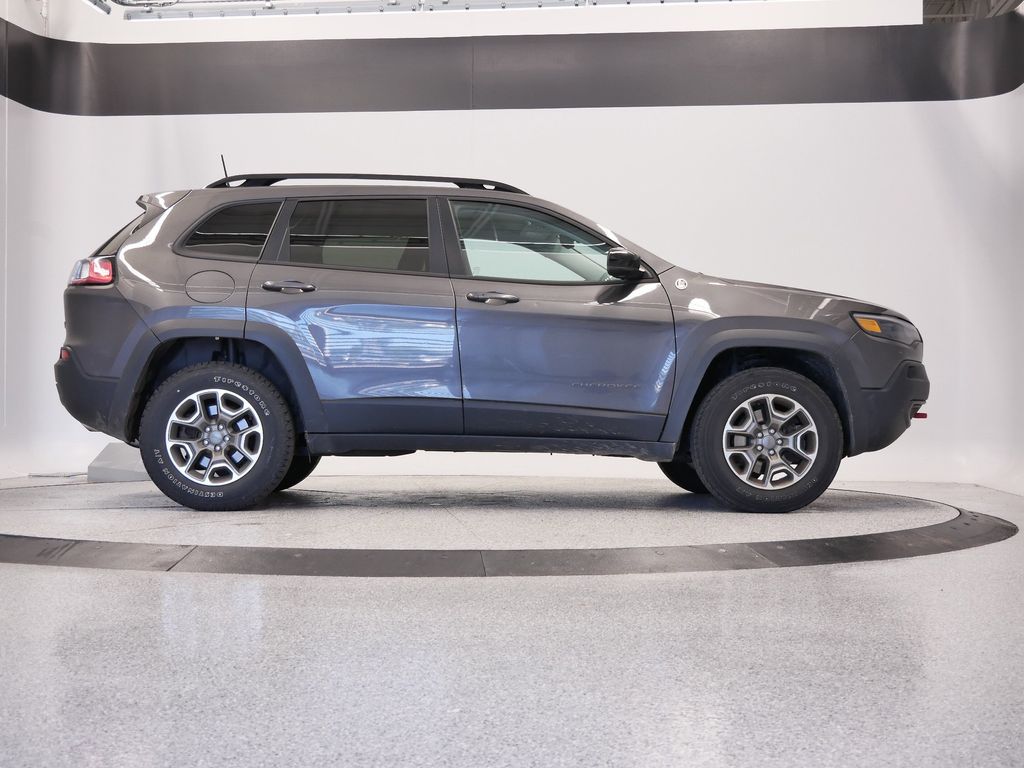 Thumbnail: 2022 Jeep Cherokee - 6