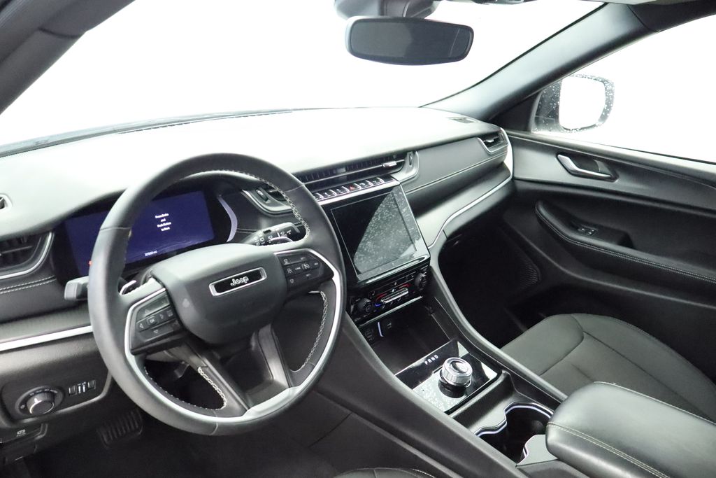 Thumbnail: 2024 Jeep Grand Cherokee - 31