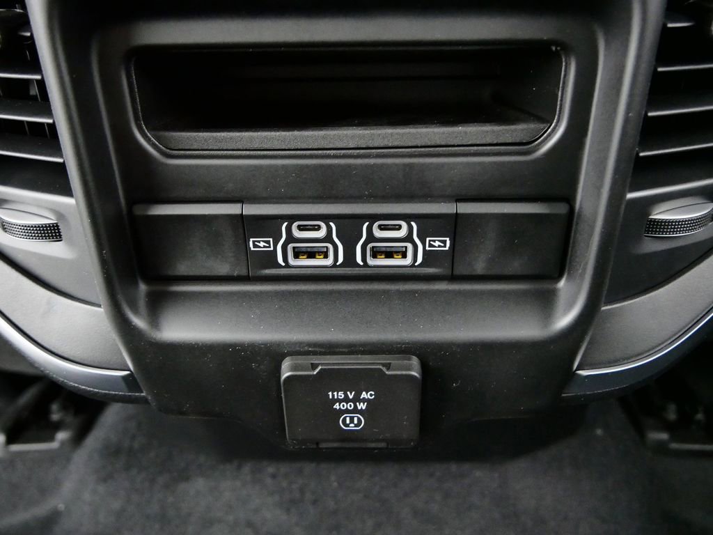 Thumbnail: 2025 RAM 1500 - 32