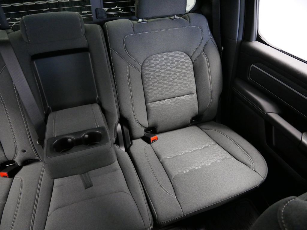 Thumbnail: 2026 RAM 1500 - 18