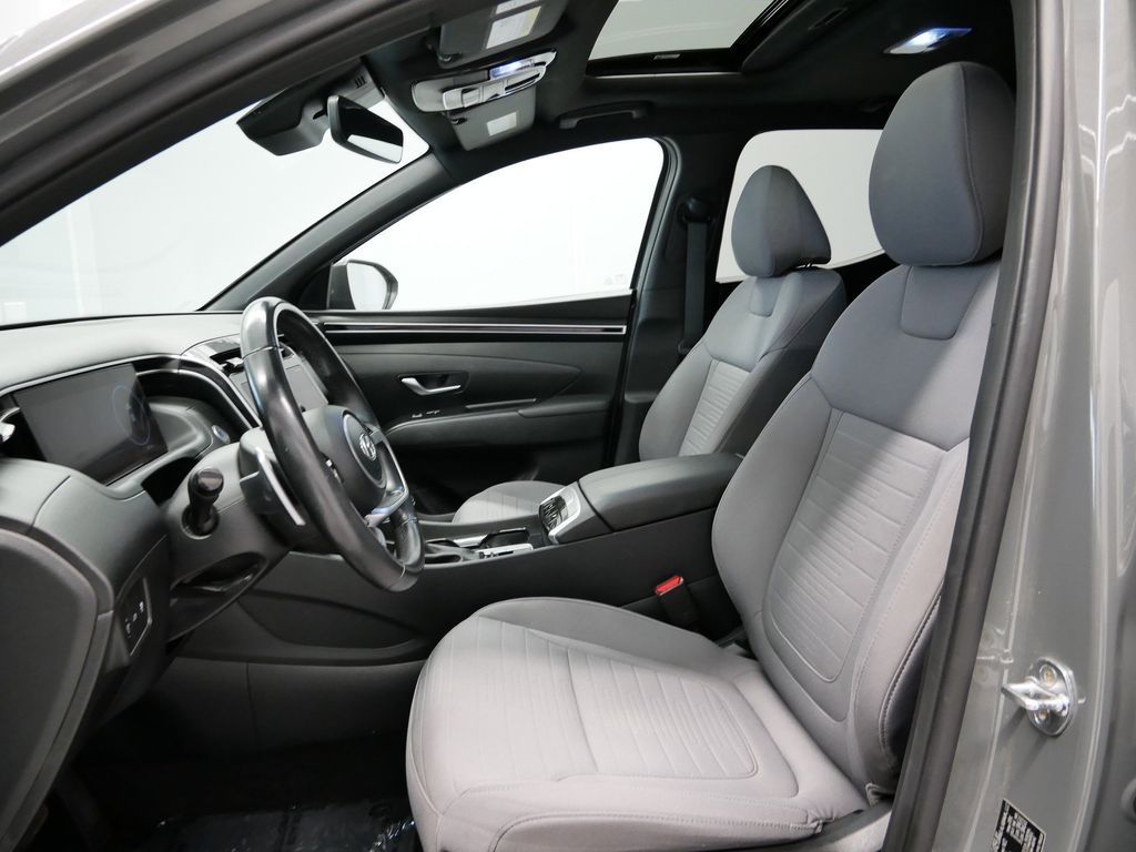 Thumbnail: 2023 Hyundai Santa Cruz - 15