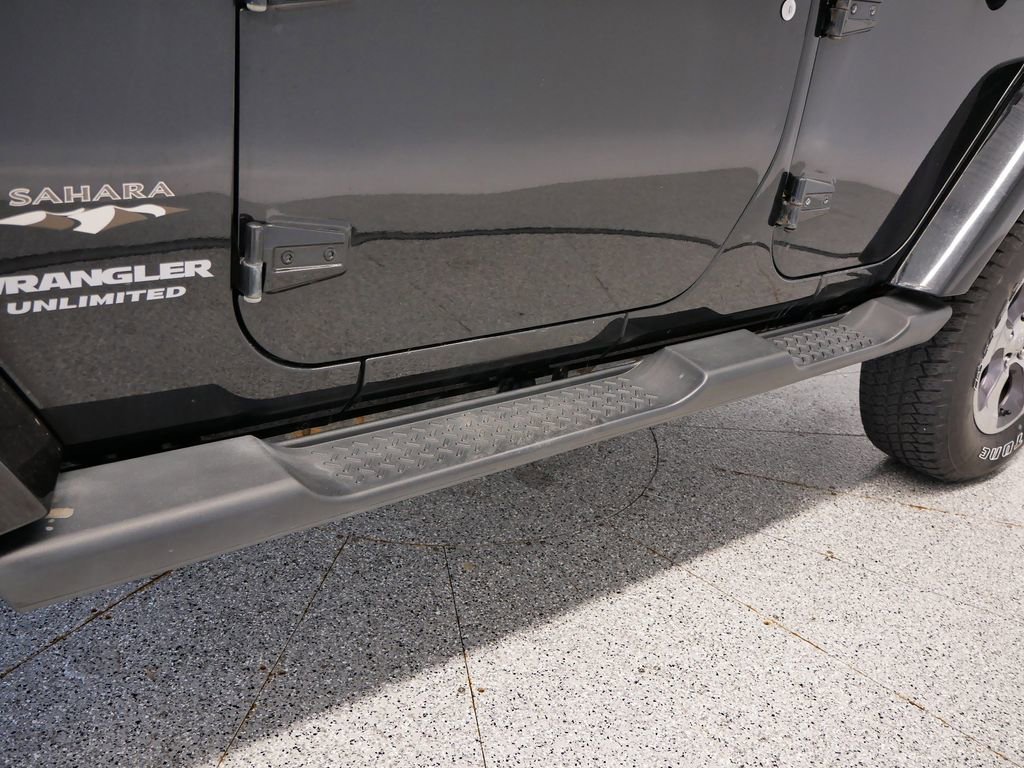 Thumbnail: 2016 Jeep Wrangler - 18