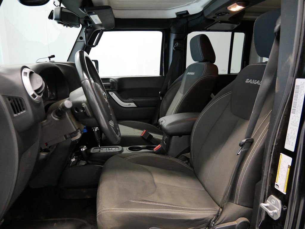 Thumbnail: 2016 Jeep Wrangler - 22