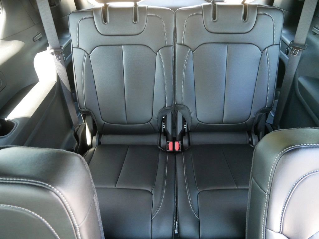 Thumbnail: 2025 Jeep Grand Cherokee L - 24