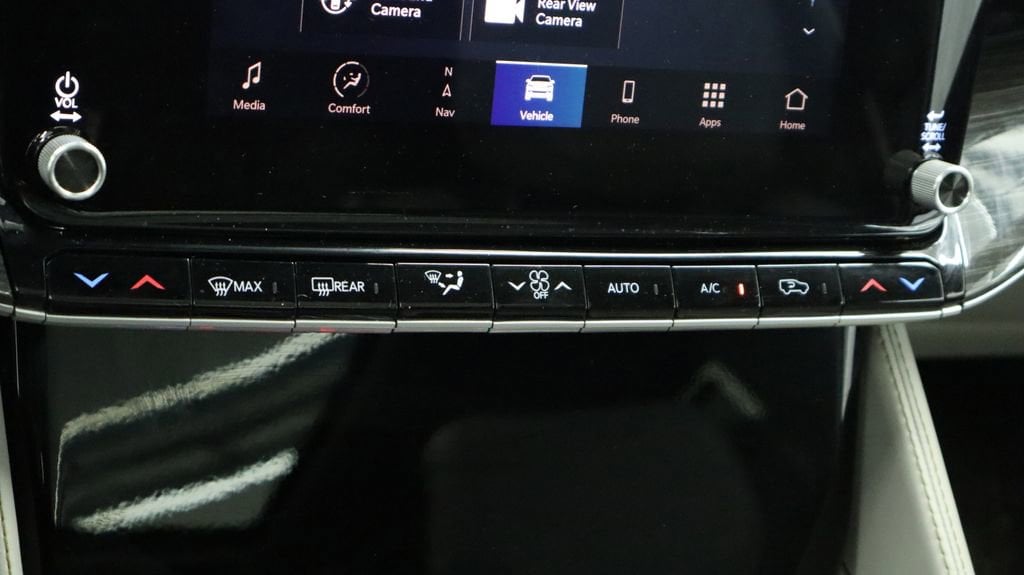 Thumbnail: 2022 Jeep Wagoneer - 46