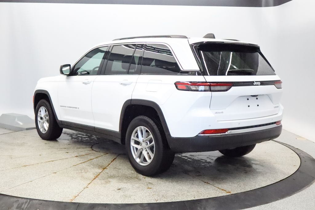 Thumbnail: 2024 Jeep Grand Cherokee - 3