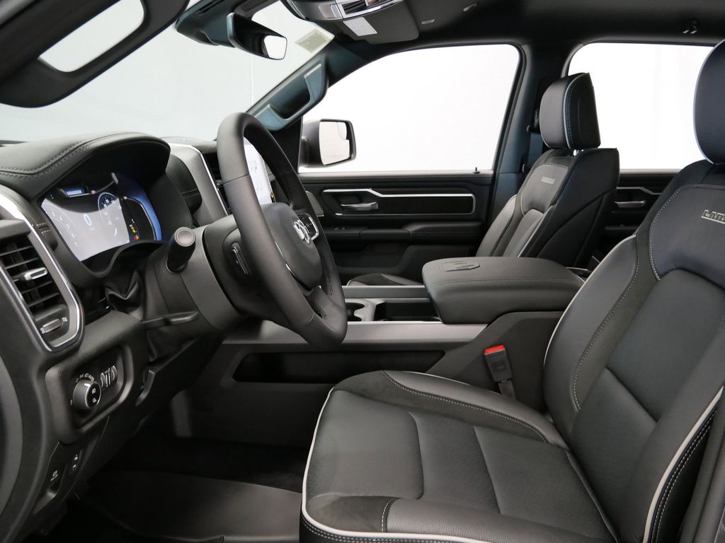 Thumbnail: 2026 RAM 1500 - 18