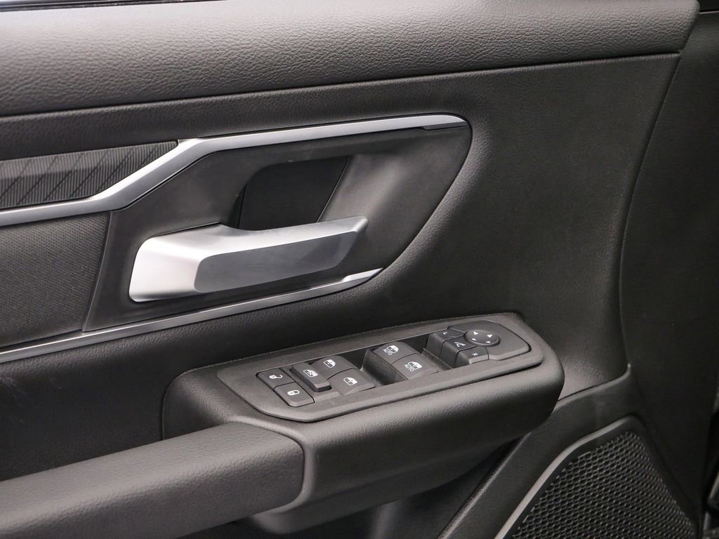 Thumbnail: 2026 RAM 1500 - 20