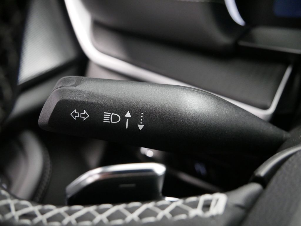 Thumbnail: 2025 Jeep Grand Cherokee - 28