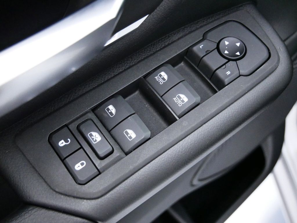 Thumbnail: 2025 RAM 1500 - 34