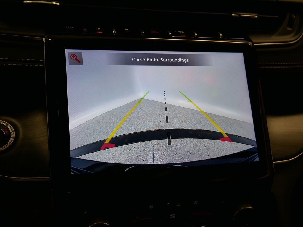 Thumbnail: 2022 Jeep Grand Cherokee - 40