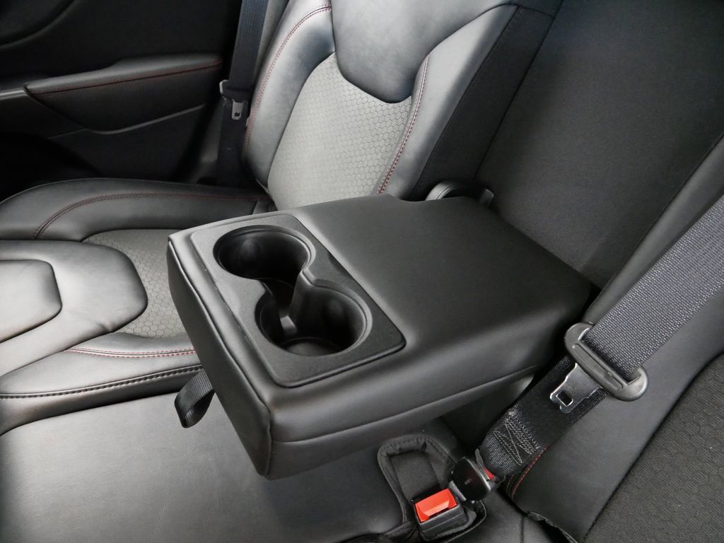 Thumbnail: 2022 Jeep Cherokee - 12