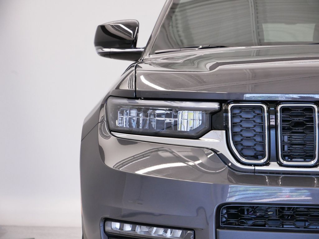 Thumbnail: 2025 Jeep Grand Cherokee L - 48