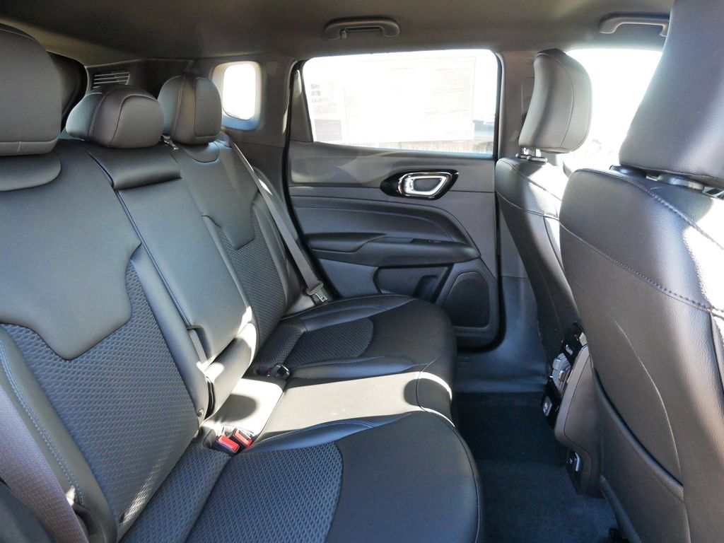 Thumbnail: 2026 Jeep Compass - 25