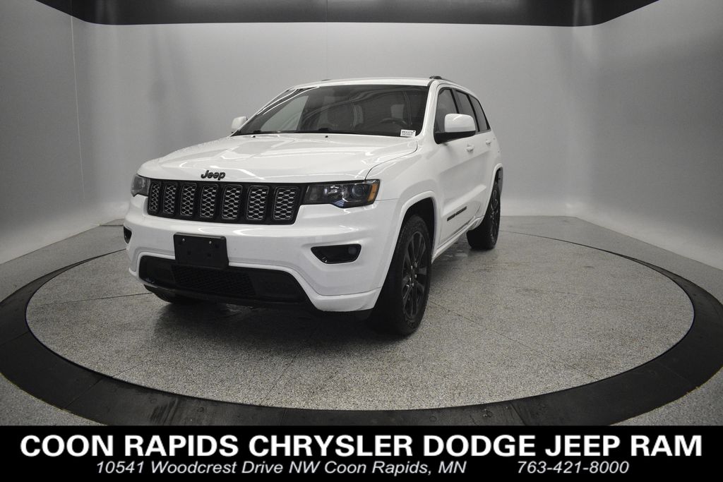 Thumbnail: 2021 Jeep Grand Cherokee - 1