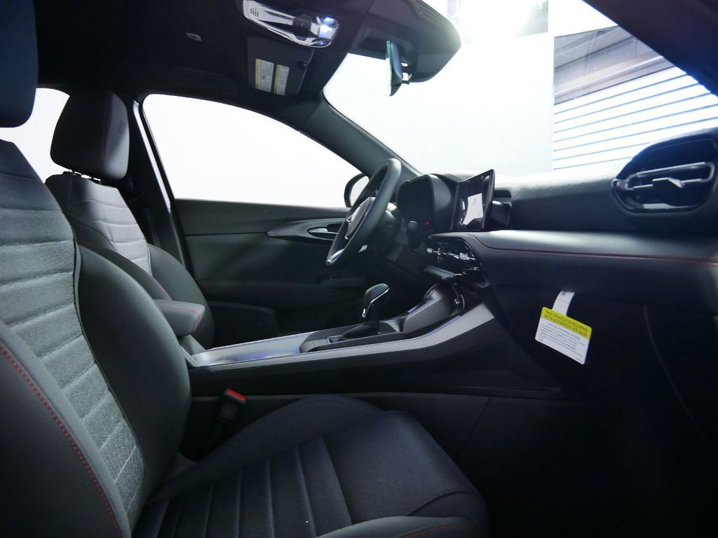 Thumbnail: 2024 Dodge Hornet - 24