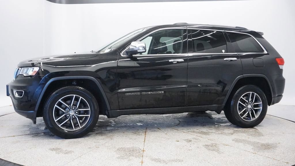 Thumbnail: 2017 Jeep Grand Cherokee - 2