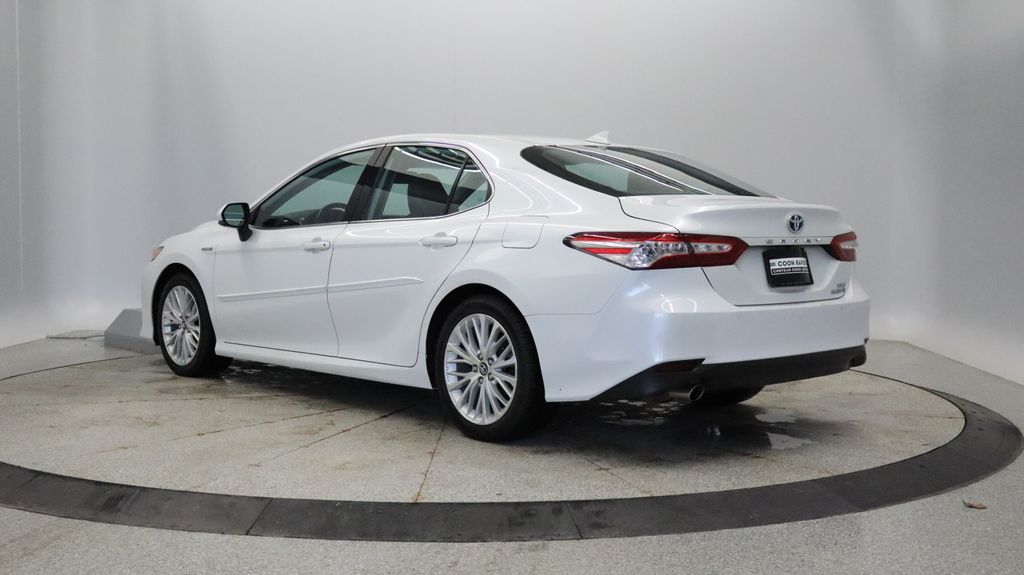 Thumbnail: 2020 Toyota Camry - 3