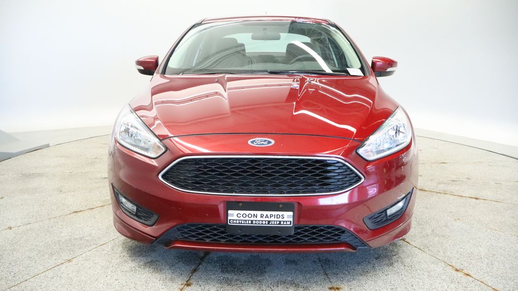 Thumbnail: 2015 Ford Focus - 9