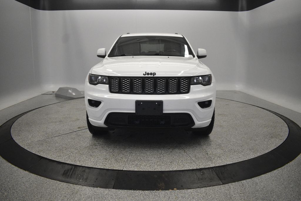 Thumbnail: 2021 Jeep Grand Cherokee - 13