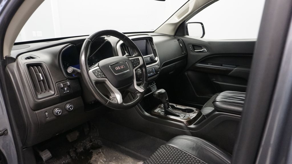 Thumbnail: 2020 GMC Canyon - 34