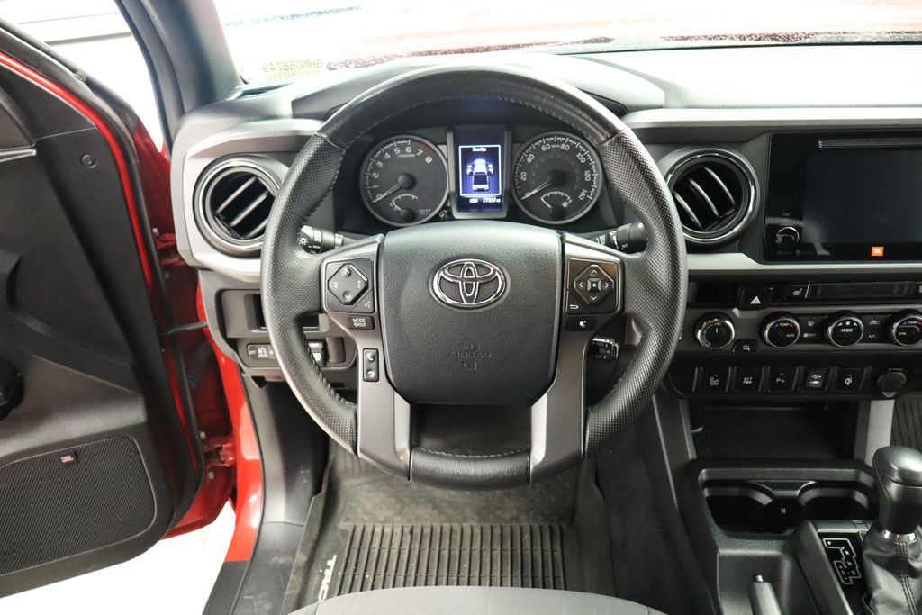 Thumbnail: 2017 Toyota Tacoma - 34