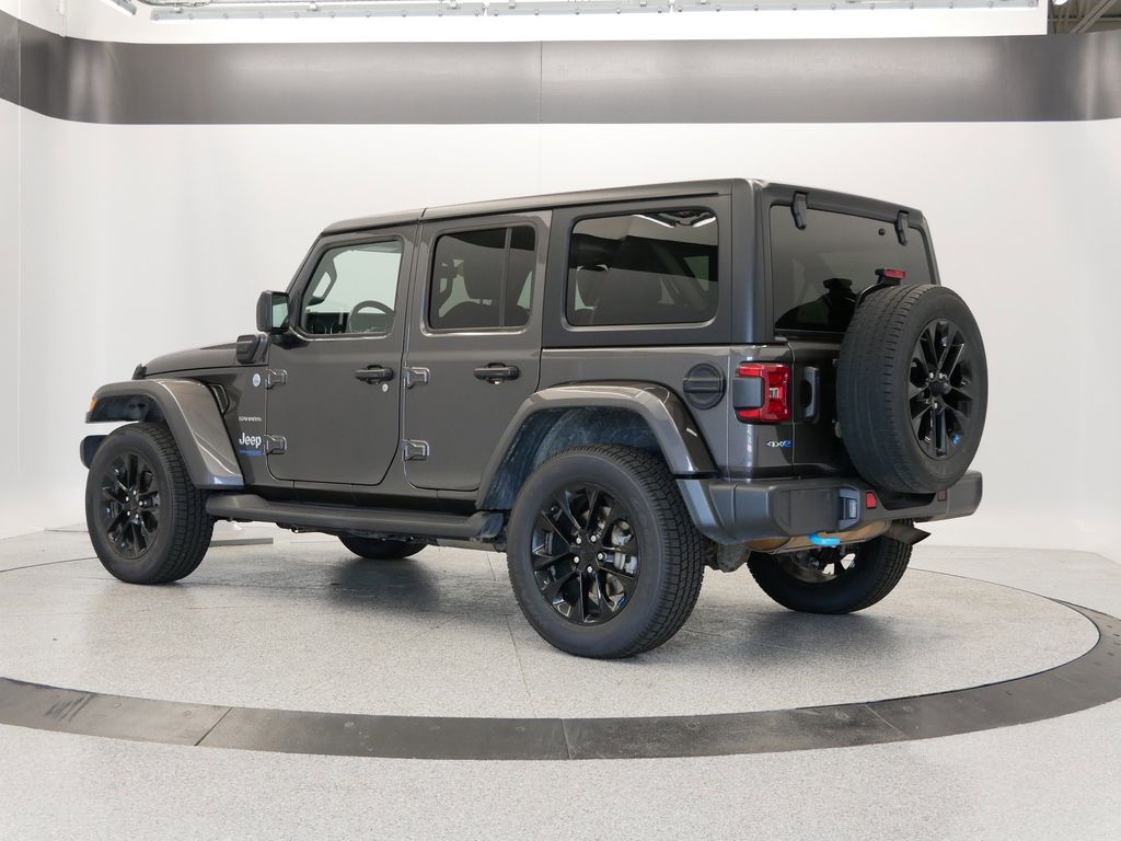 Thumbnail: 2022 Jeep Wrangler - 44