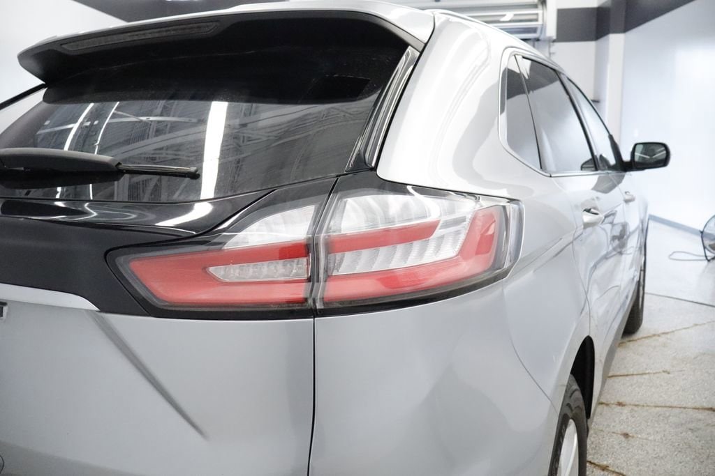 Thumbnail: 2020 Ford Edge - 18