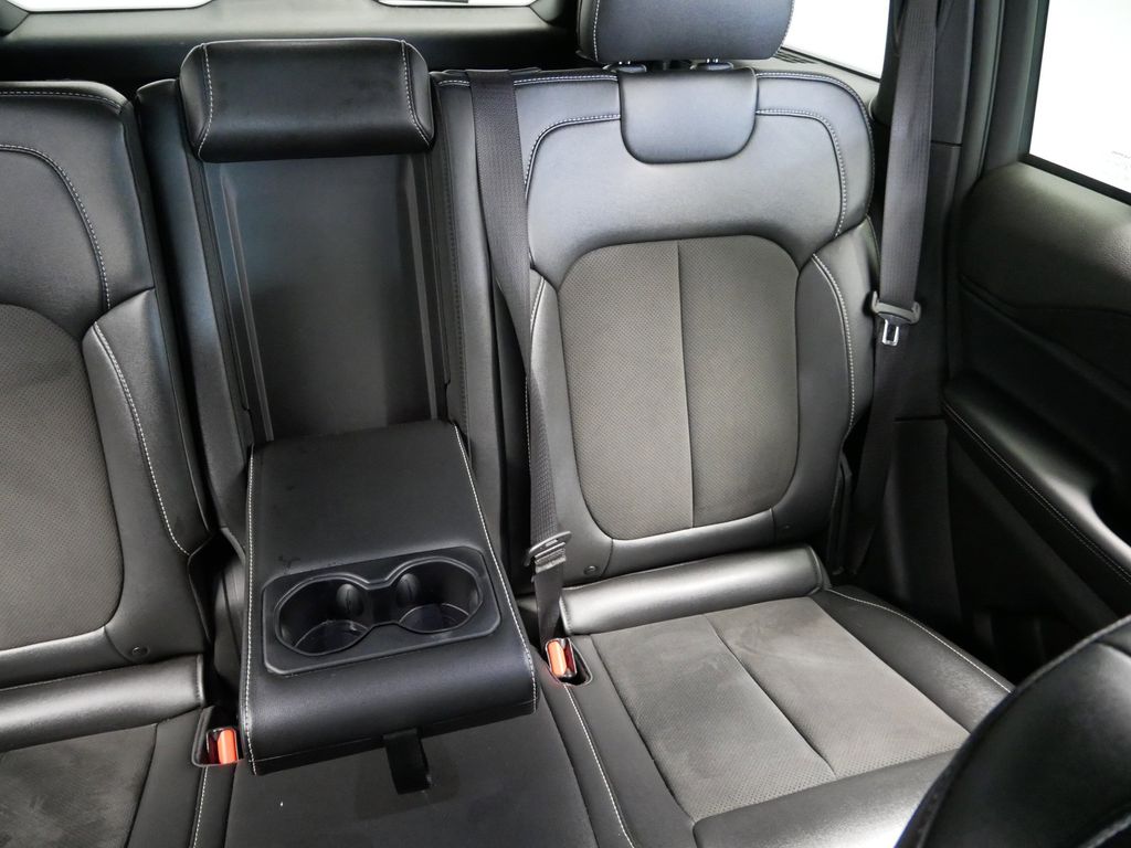 Thumbnail: 2024 Jeep Grand Cherokee - 24