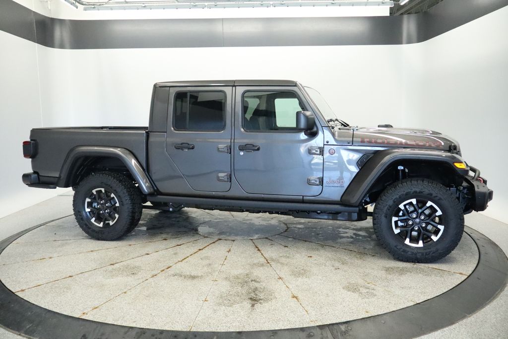 Thumbnail: 2026 Jeep Gladiator - 8